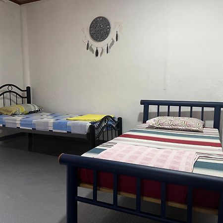 Helena Hostel カリ エクステリア 写真